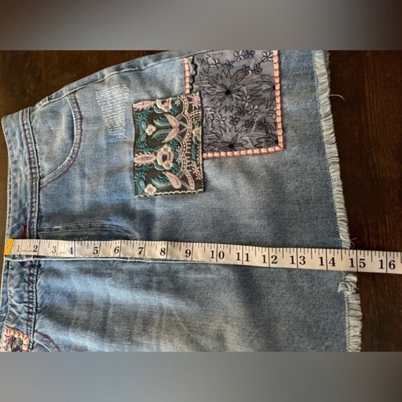 Desigual patchwork boho raw hem jean mini skirt size 28 - Picture 11 of 14